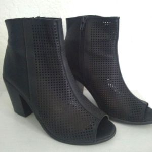 (NEW)SODA ANKLE BOOTIES